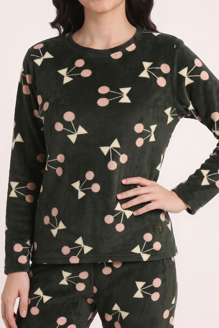 Zivame Velour Knit Poly Winter Lifewear Set - Dark Green — image 5